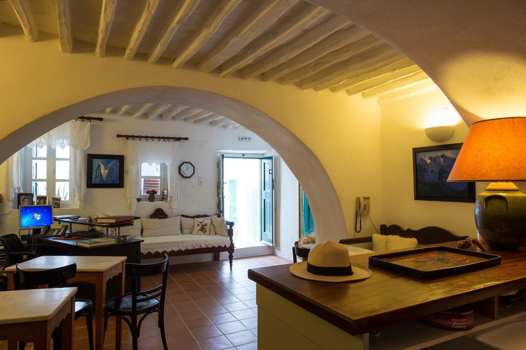Hôtel Castro à Folégandros Extérieur photo